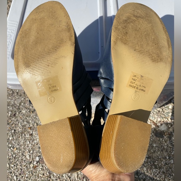 JG Womens Navy Booties - Picture 4 of 6